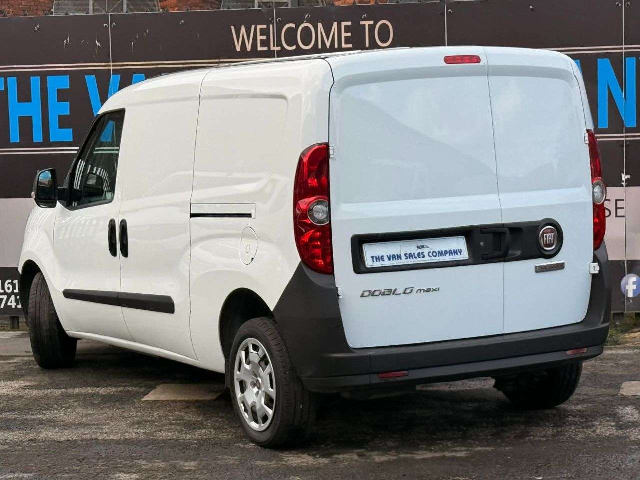 A 2021 FIAT DOBLO 1.3 MULTIJET II MAXI PANEL VAN 6DR DIESEL MANUAL L2 H1 EURO 6 LWB (S/S) (95 A 2021 FIAT DOBLO 1.3 MULTIJET II MAXI PANEL VAN 6DR DIESEL MANUAL L2 H1 EURO 6 LWB (S/S) (95