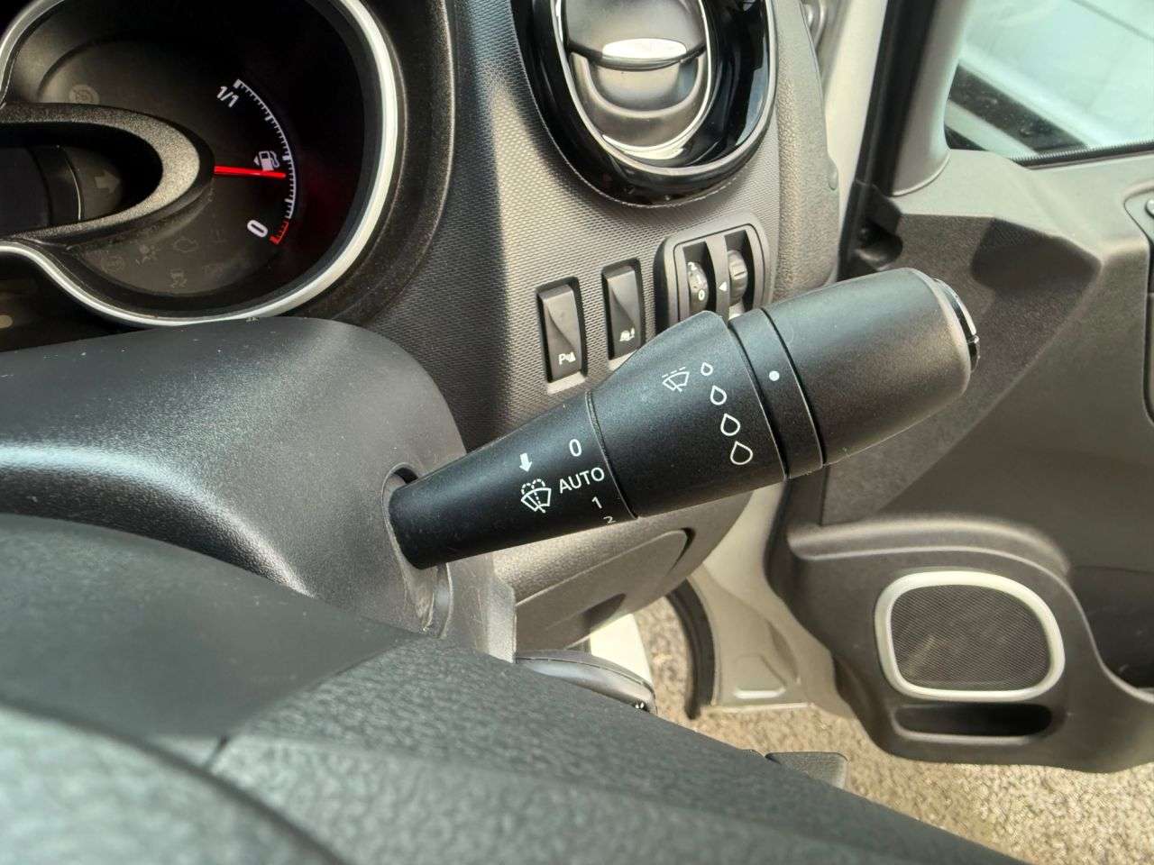 2019 VAUXHALL VIVARO 2019 VAUXHALL VIVARO