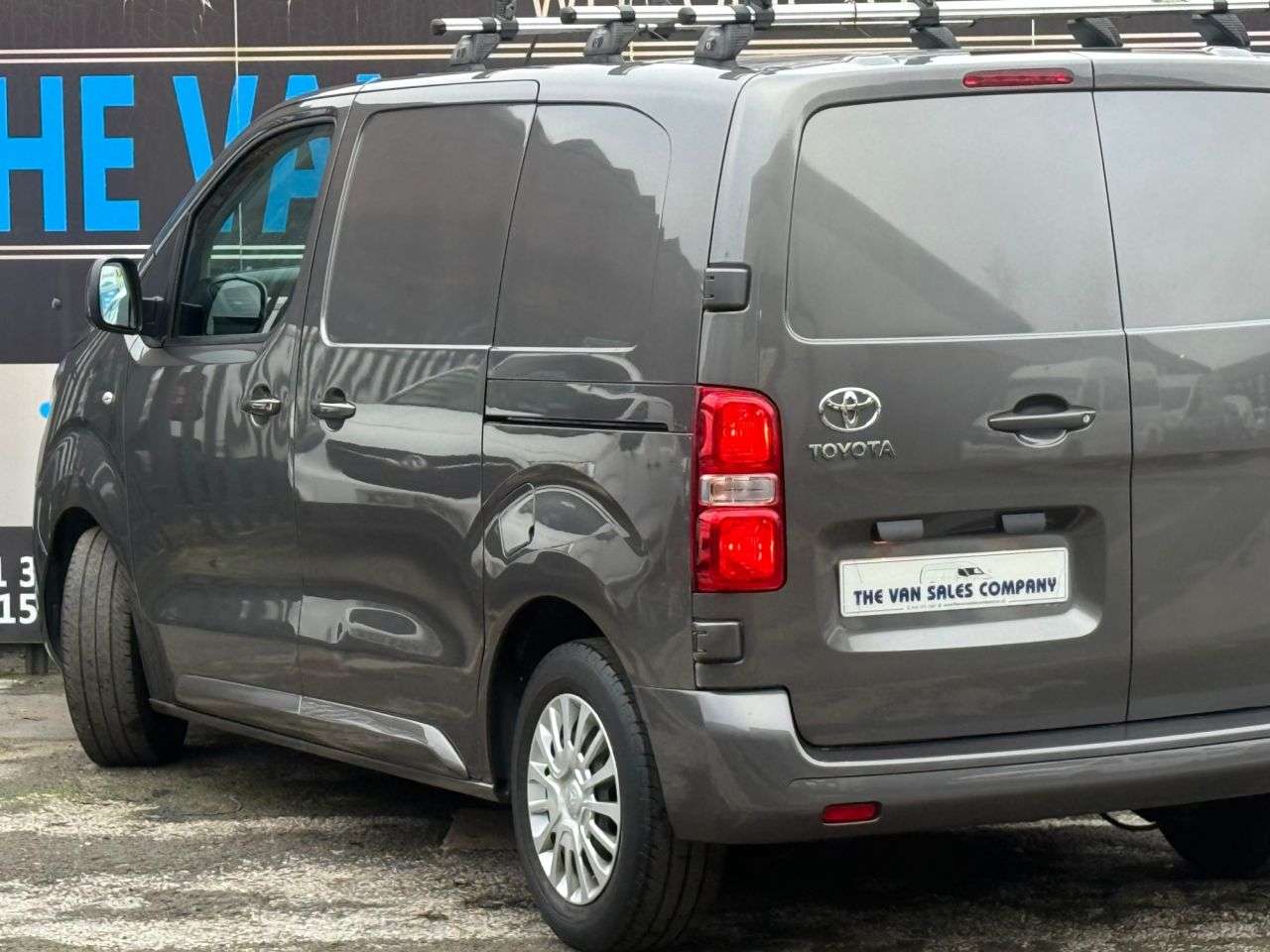 2018 TOYOTA PROACE 2018 TOYOTA PROACE