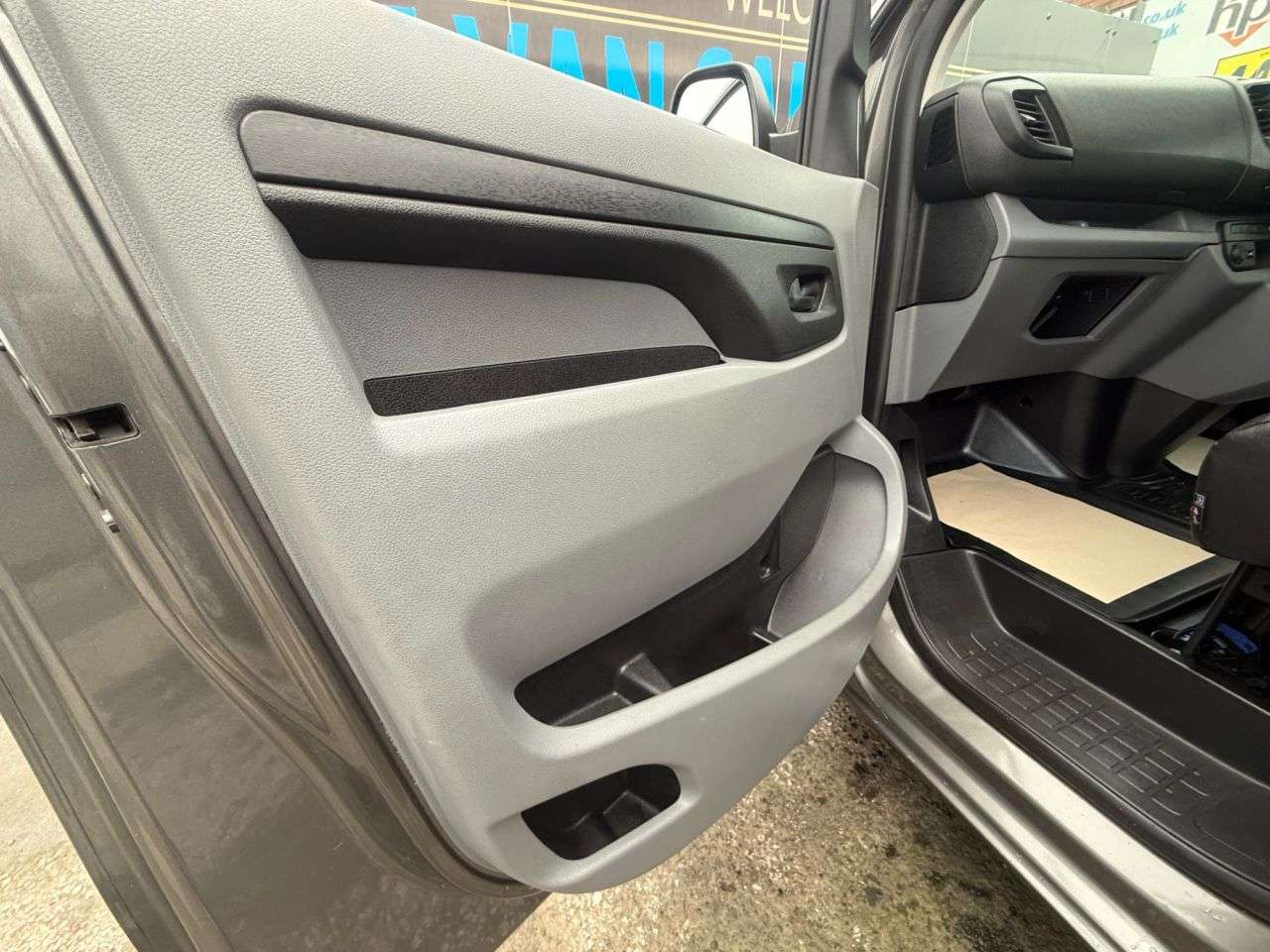 2018 TOYOTA PROACE 2018 TOYOTA PROACE