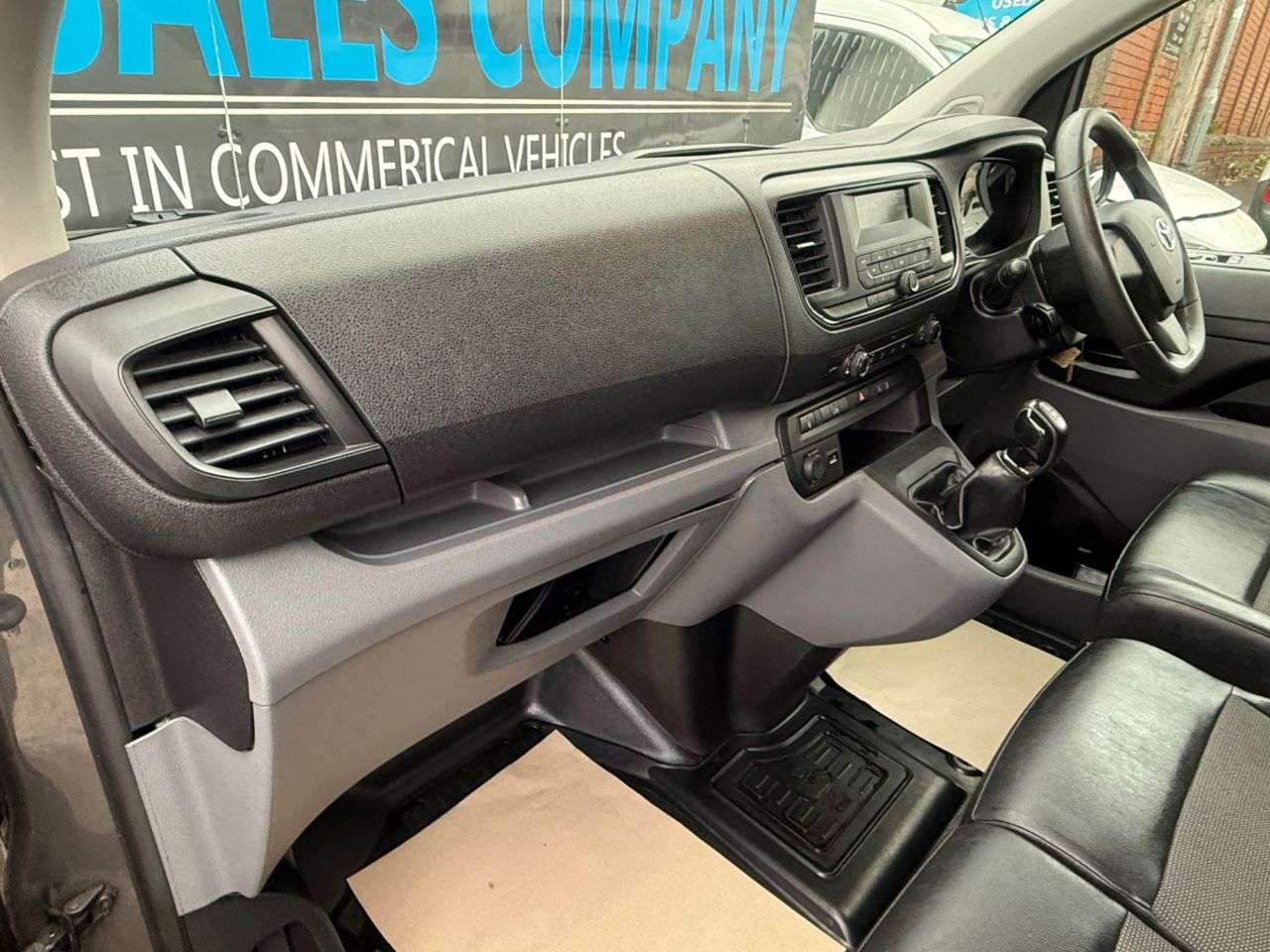 2018 TOYOTA PROACE 2018 TOYOTA PROACE
