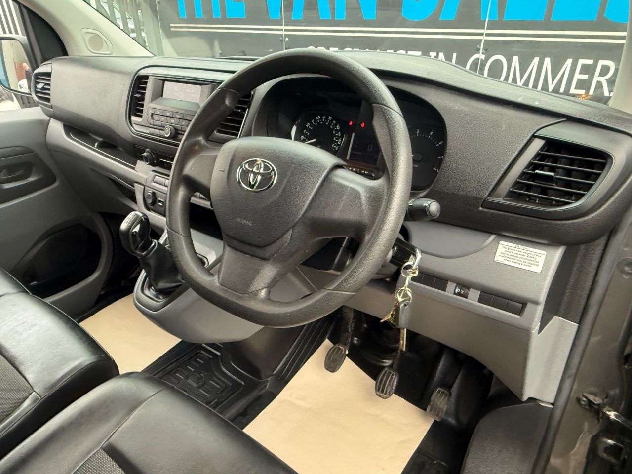 2018 TOYOTA PROACE 2018 TOYOTA PROACE