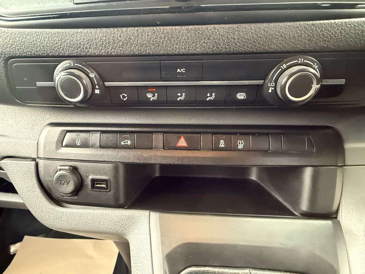 2018 TOYOTA PROACE 2018 TOYOTA PROACE