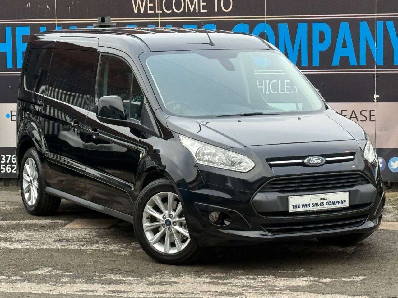 A 2018 FORD TRANSIT CONNECT 1.5 TDCI 240 LIMITED PANEL VAN 6DR DIESEL MANUAL L2 H1 (119 g/km, 118 BHP) A 2018 FORD TRANSIT CONNECT 1.5 TDCI 240 LIMITED PANEL VAN 6DR DIESEL MANUAL L2 H1 (119 g/km, 118 BHP)