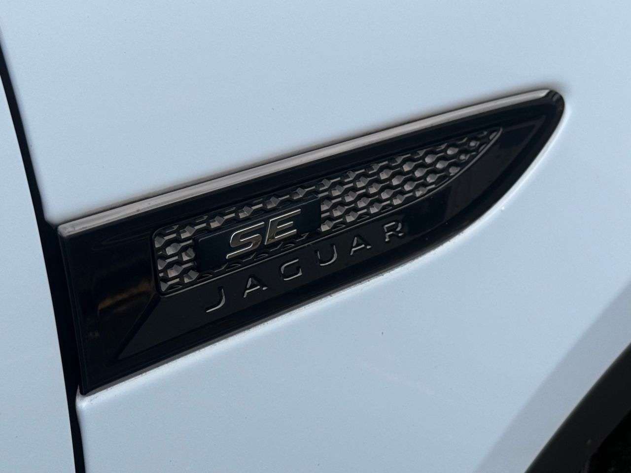 2018 JAGUAR E-PACE 2018 JAGUAR E-PACE