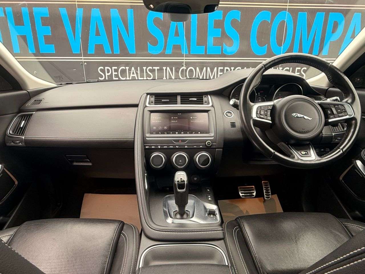 2018 JAGUAR E-PACE 2018 JAGUAR E-PACE