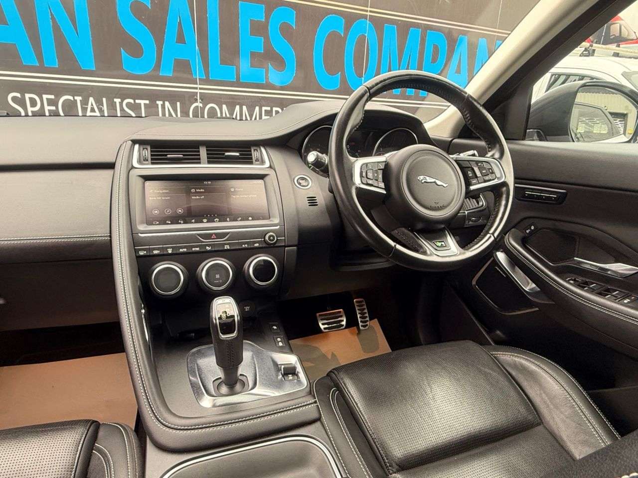 2018 JAGUAR E-PACE 2018 JAGUAR E-PACE