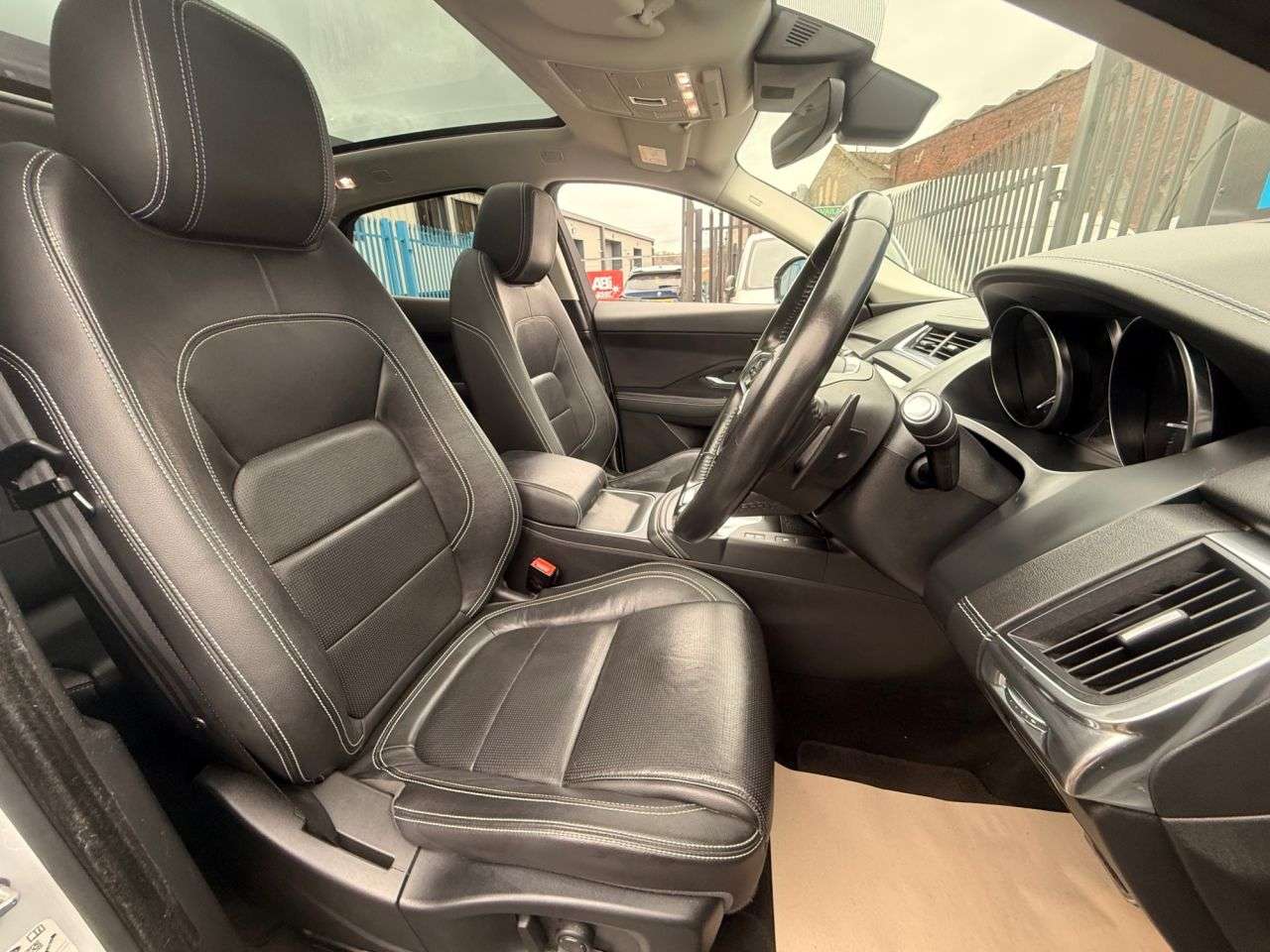 2018 JAGUAR E-PACE 2018 JAGUAR E-PACE