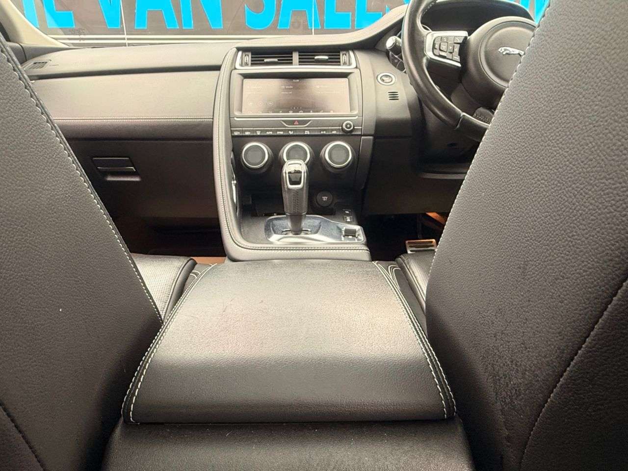 2018 JAGUAR E-PACE 2018 JAGUAR E-PACE