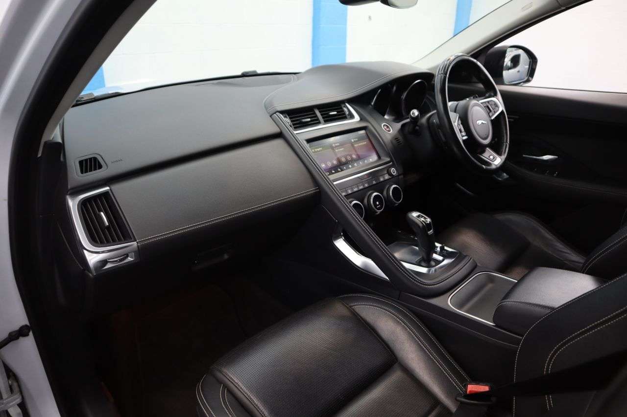 2018 JAGUAR E-PACE 2018 JAGUAR E-PACE