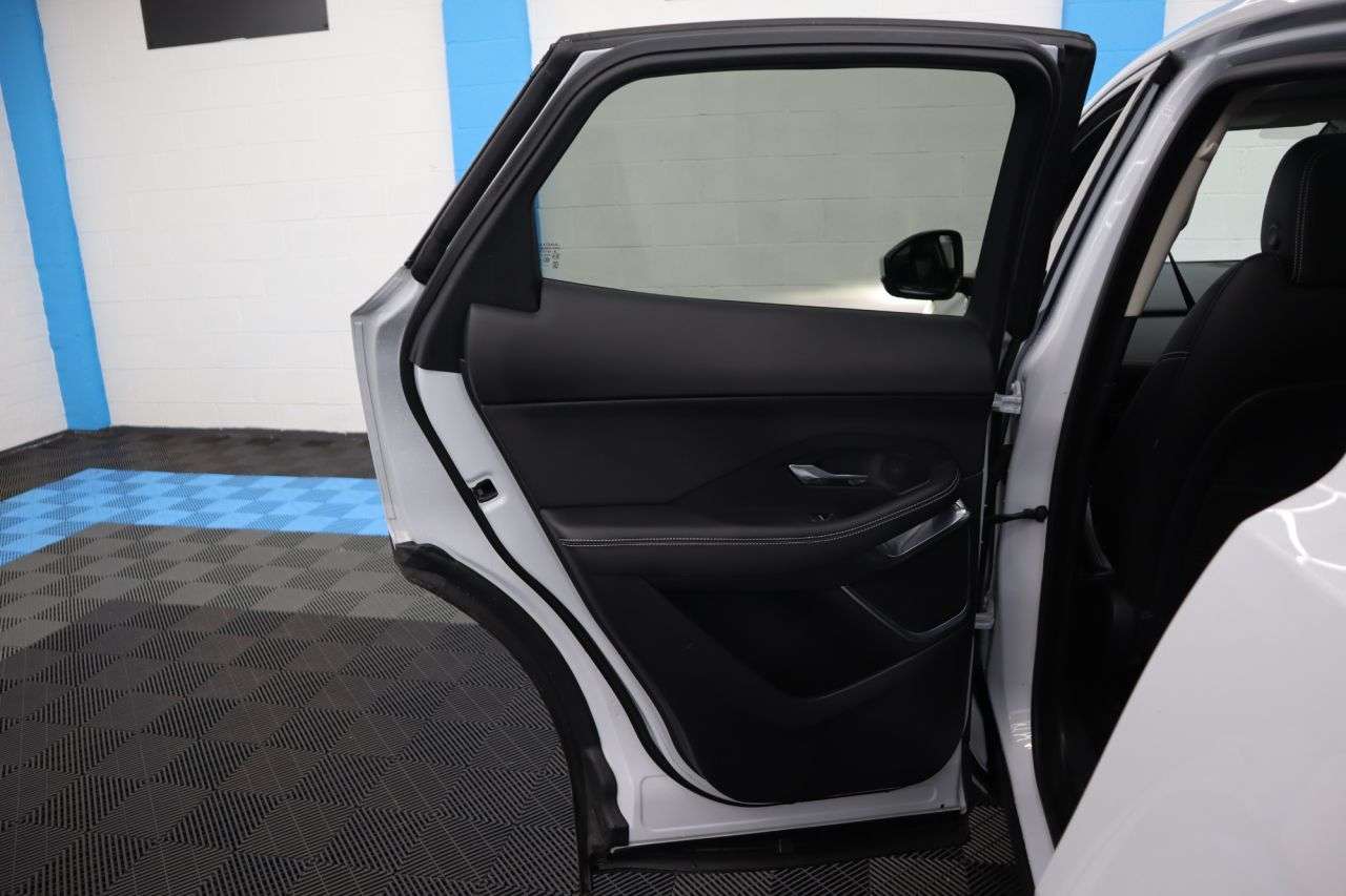 2018 JAGUAR E-PACE 2018 JAGUAR E-PACE