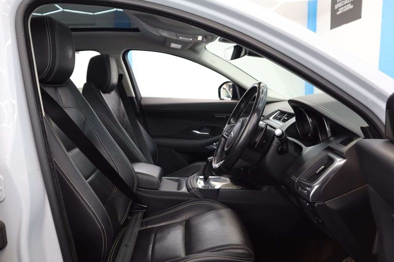 2018 JAGUAR E-PACE 2018 JAGUAR E-PACE