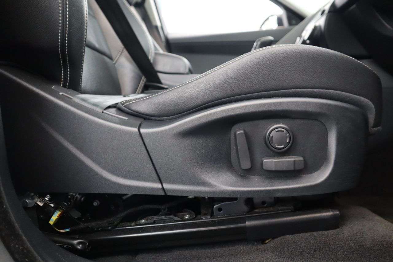 2018 JAGUAR E-PACE 2018 JAGUAR E-PACE