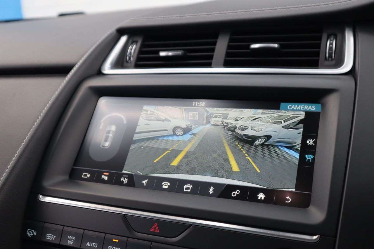 2018 JAGUAR E-PACE 2018 JAGUAR E-PACE
