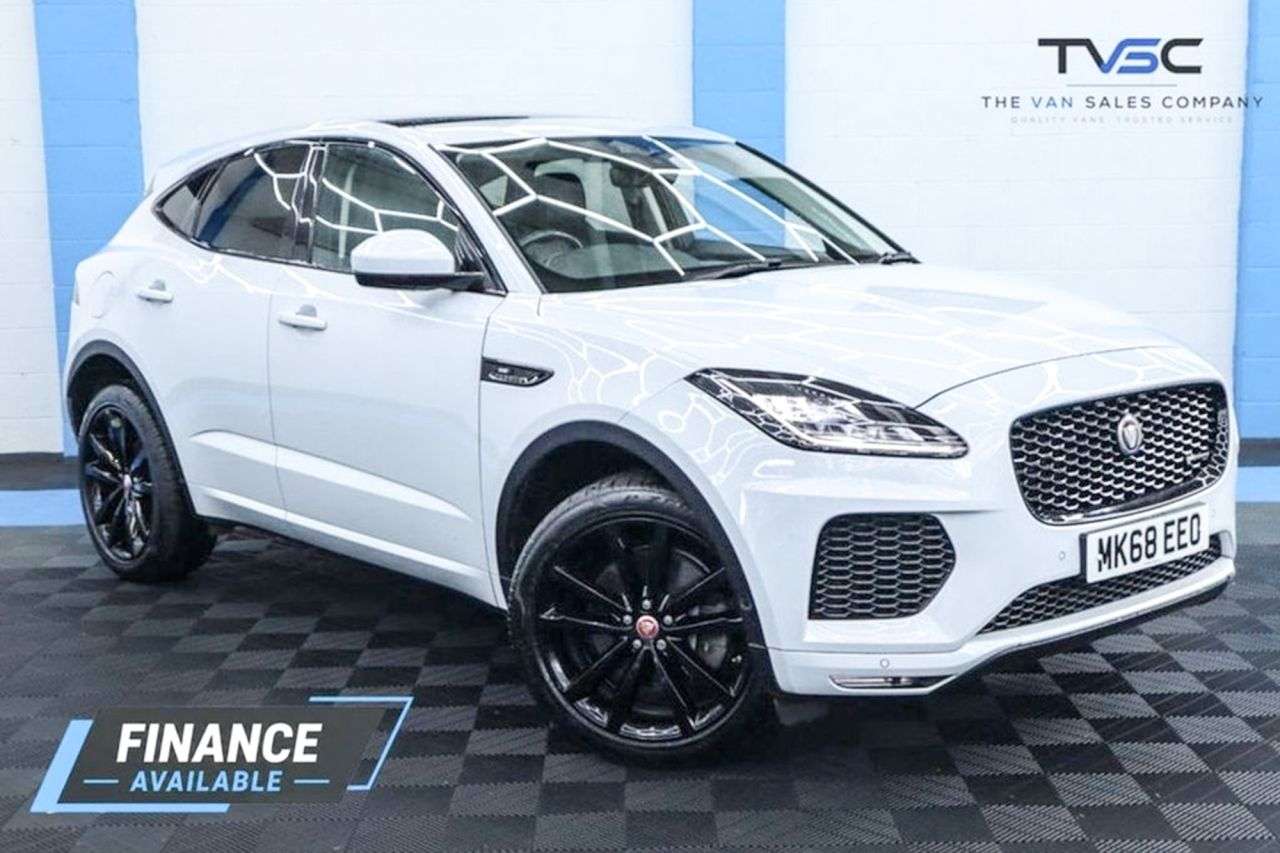A 2018 JAGUAR E-PACE 2.0 D240 R-Dynamic SE SUV 5dr Diesel Auto AWD Euro 6 (s/s) (240 ps) FSH+LOW A 2018 JAGUAR E-PACE 2.0 D240 R-Dynamic SE SUV 5dr Diesel Auto AWD Euro 6 (s/s) (240 ps) FSH+LOW