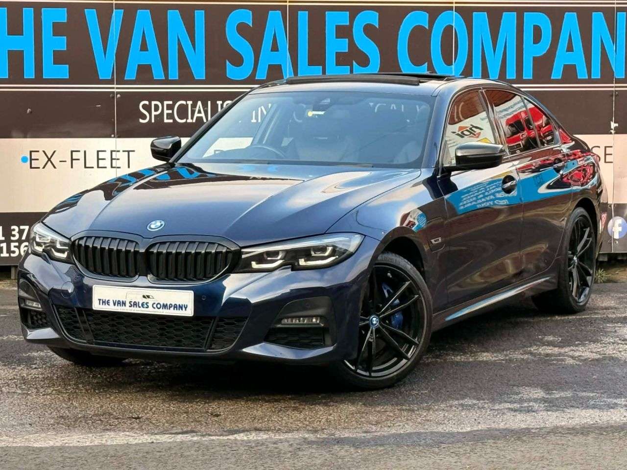 A 2022 BMW 3 SERIES 2.0 330e 12kWh M SPORT PRO EDITION SALOON 4DR PETROL PLUG-IN HYBRID AUTO EU A 2022 BMW 3 SERIES 2.0 330e 12kWh M SPORT PRO EDITION SALOON 4DR PETROL PLUG-IN HYBRID AUTO EU