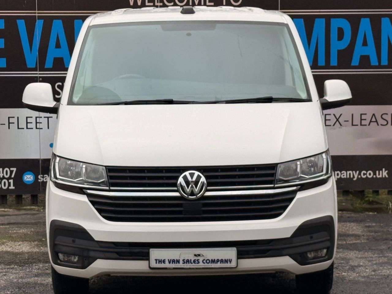 A 2021 VOLKSWAGEN TRANSPORTER 2.0 TDI T28 HIGHLINE PANEL VAN 5DR DIESEL MANUAL FWD SWB EURO 6 (S/S) (110 A 2021 VOLKSWAGEN TRANSPORTER 2.0 TDI T28 HIGHLINE PANEL VAN 5DR DIESEL MANUAL FWD SWB EURO 6 (S/S) (110