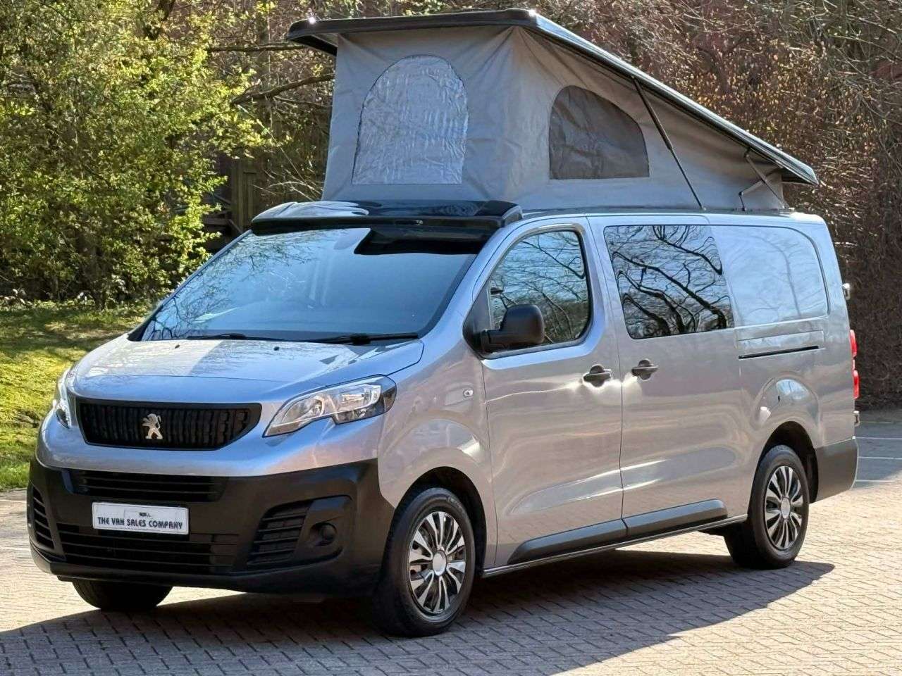 A 2022 PEUGEOT EXPERT 1.5 BLUE E-HDi 1000 PROFFESIONAL PREMIUM LONG CAMPER VAN 6DR DIESEL MANUAL A 2022 PEUGEOT EXPERT 1.5 BLUE E-HDi 1000 PROFFESIONAL PREMIUM LONG CAMPER VAN 6DR DIESEL MANUAL