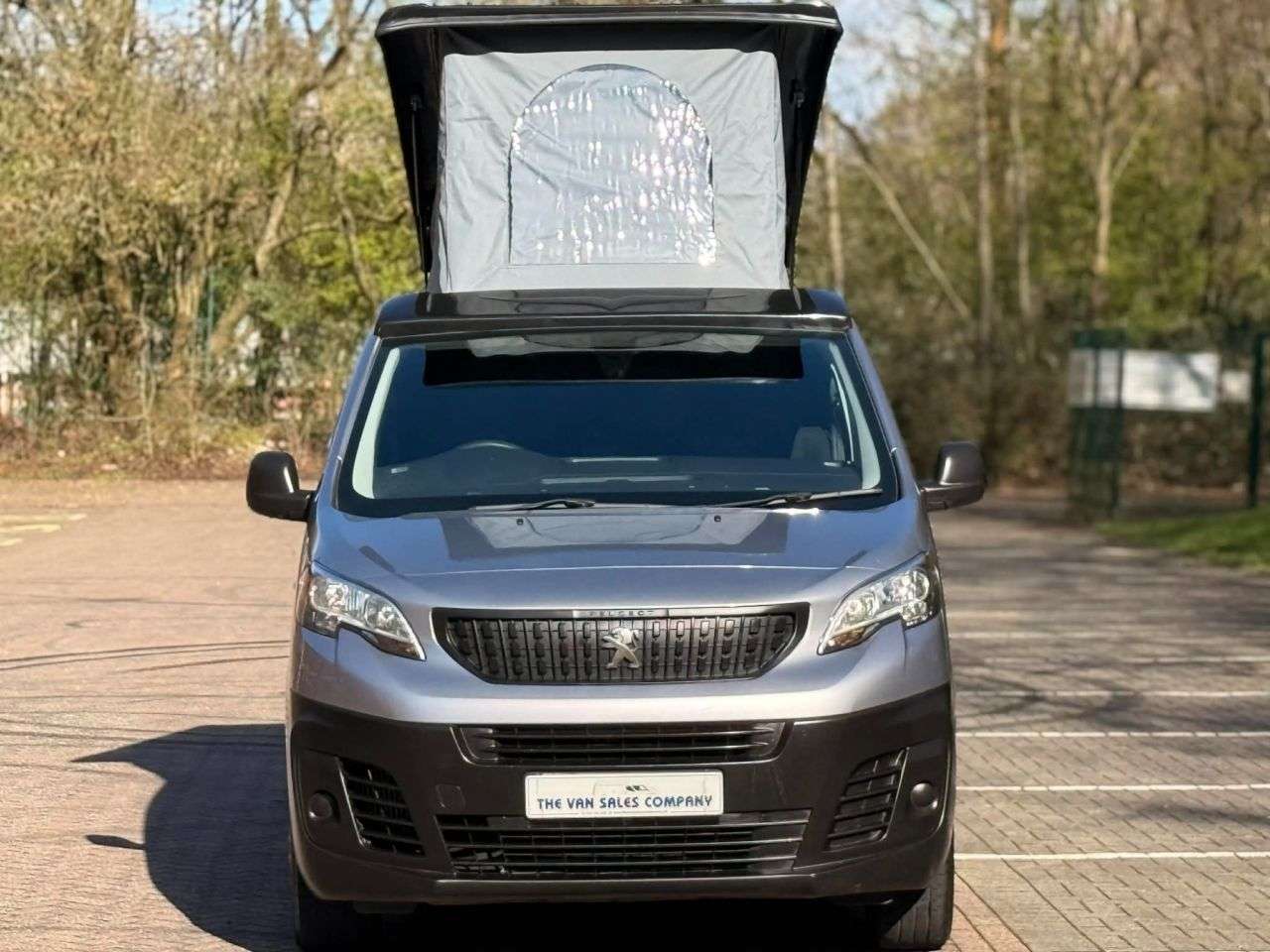 A 2022 PEUGEOT EXPERT 1.5 BLUE E-HDi 1000 PROFFESIONAL PREMIUM LONG CAMPER VAN 6DR DIESEL MANUAL A 2022 PEUGEOT EXPERT 1.5 BLUE E-HDi 1000 PROFFESIONAL PREMIUM LONG CAMPER VAN 6DR DIESEL MANUAL