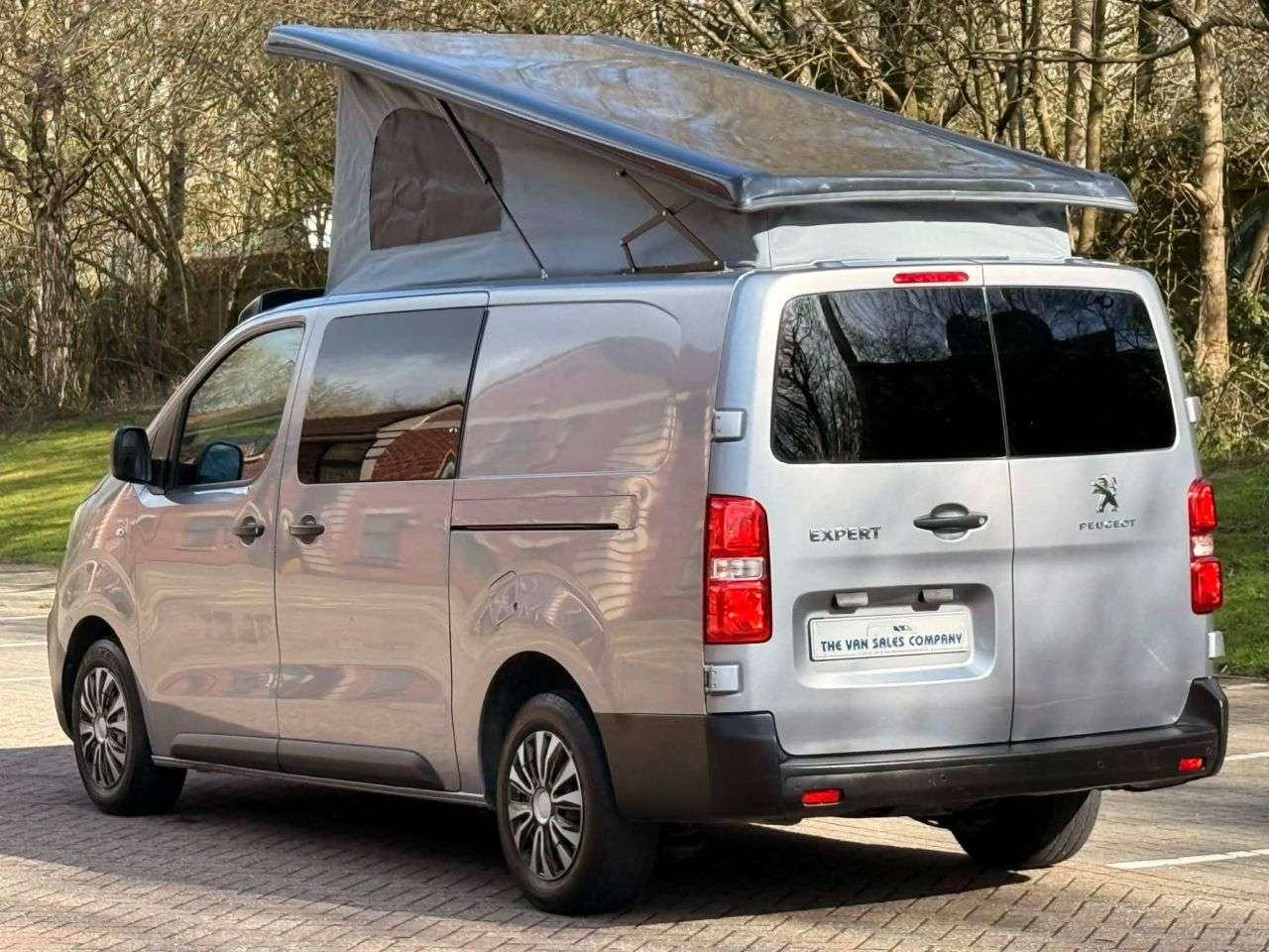 A 2022 PEUGEOT EXPERT 1.5 BLUE E-HDi 1000 PROFFESIONAL PREMIUM LONG CAMPER VAN 6DR DIESEL MANUAL A 2022 PEUGEOT EXPERT 1.5 BLUE E-HDi 1000 PROFFESIONAL PREMIUM LONG CAMPER VAN 6DR DIESEL MANUAL