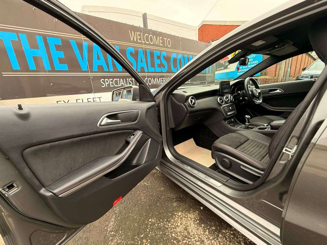 2017 MERCEDES-BENZ A-CLASS 2017 MERCEDES-BENZ A-CLASS