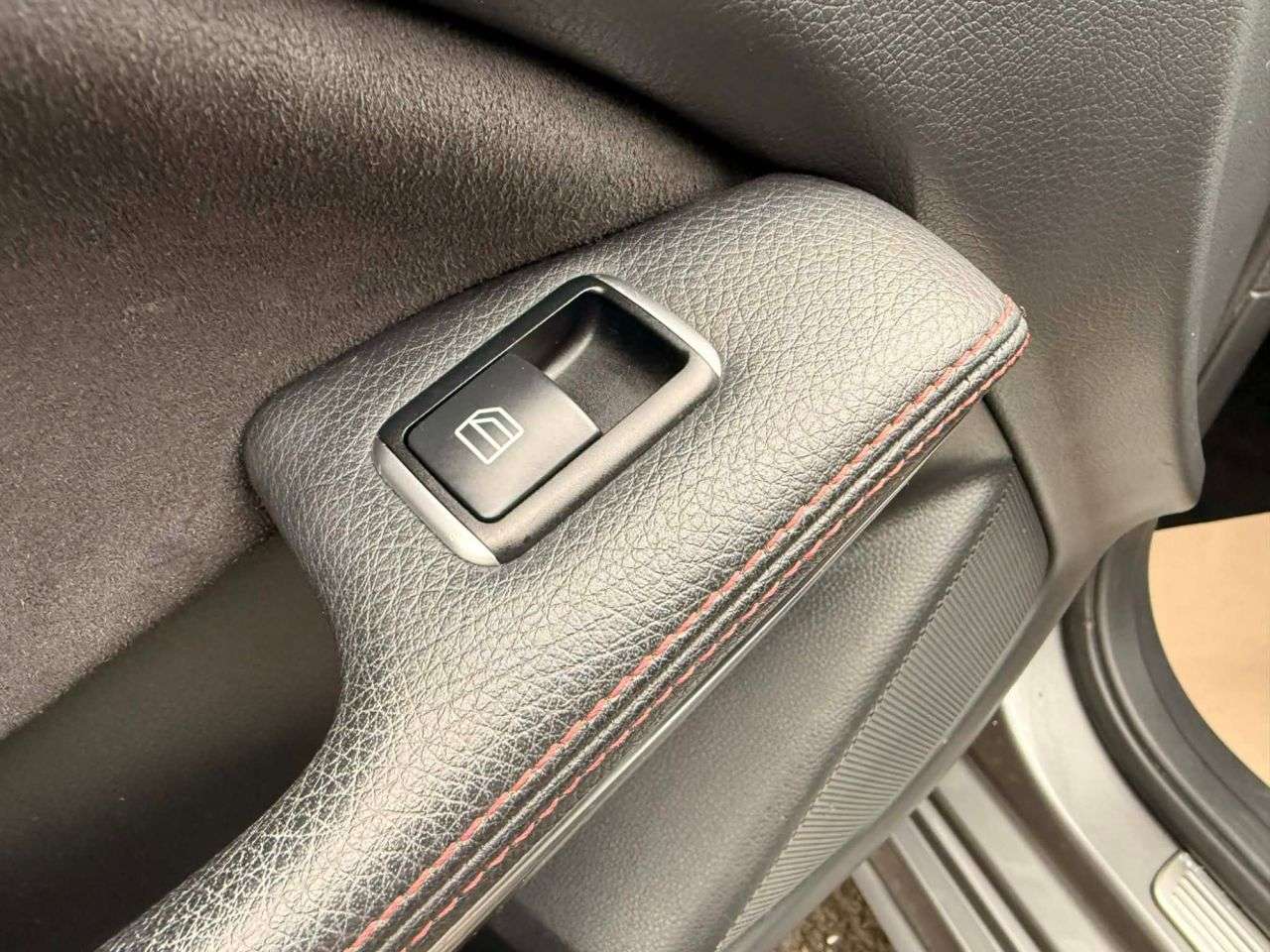 2017 MERCEDES-BENZ A-CLASS 2017 MERCEDES-BENZ A-CLASS