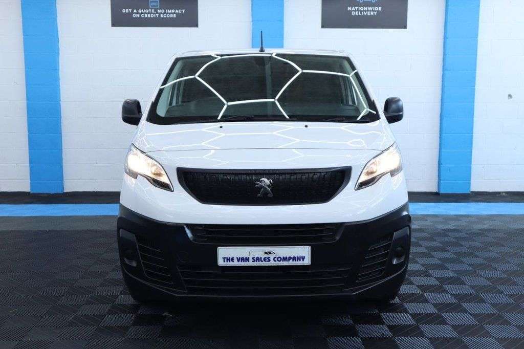 A 2022 PEUGEOT EXPERT 1.5 BLUE EHDI 1000 PROFESSIONAL PREMIUM STANDARD PANEL VAN 6DR DIESEL MANUA A 2022 PEUGEOT EXPERT 1.5 BLUE EHDI 1000 PROFESSIONAL PREMIUM STANDARD PANEL VAN 6DR DIESEL MANUA
