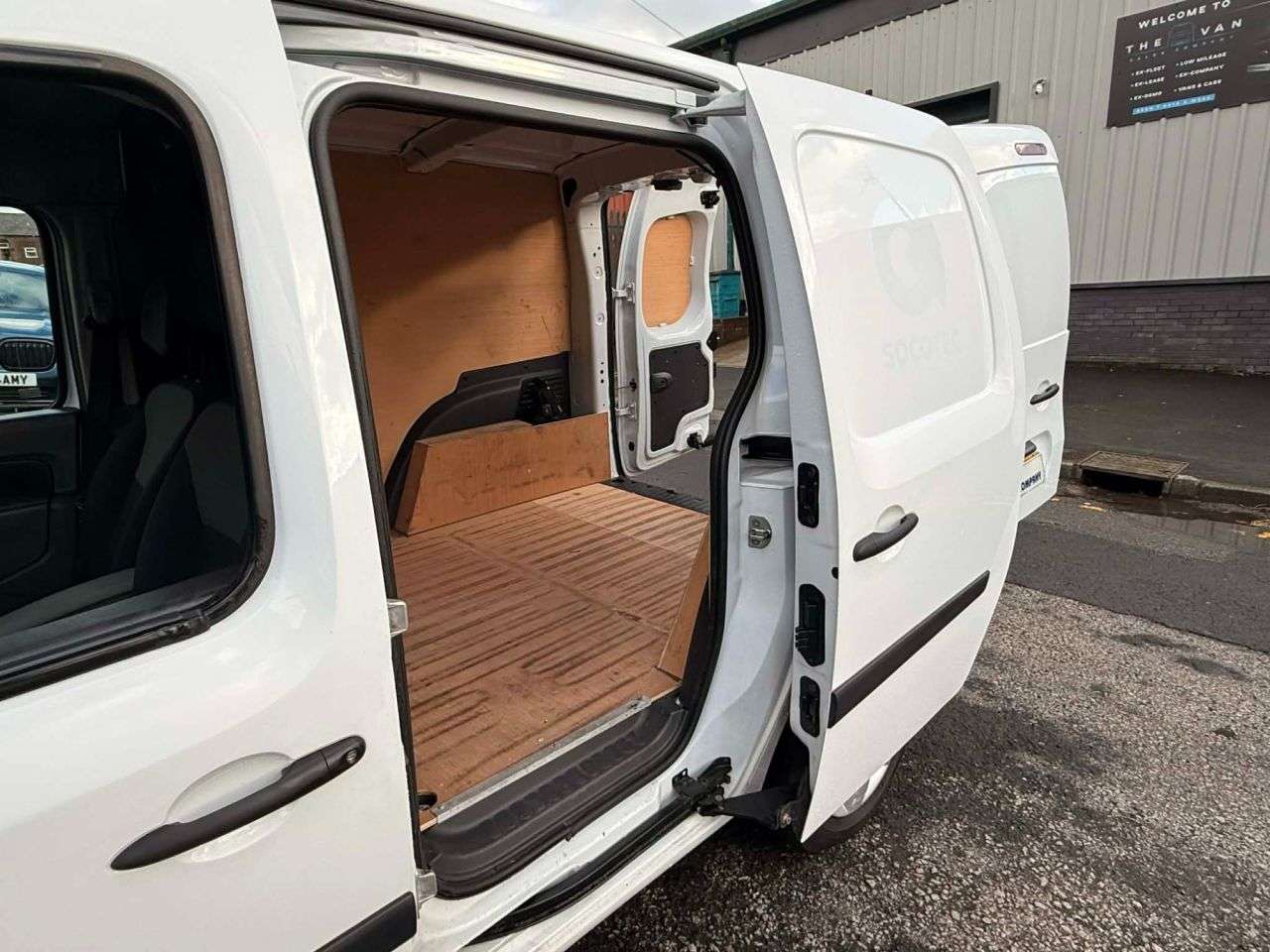 2020 RENAULT KANGOO 2020 RENAULT KANGOO