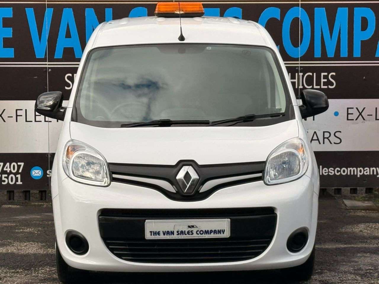 A 2020 RENAULT KANGOO 1.5 DCI ENERGY ML19 BUSINESS+ PANEL VAN 5DR DIESEL MANUAL MWB EURO 6 (S/S) A 2020 RENAULT KANGOO 1.5 DCI ENERGY ML19 BUSINESS+ PANEL VAN 5DR DIESEL MANUAL MWB EURO 6 (S/S)