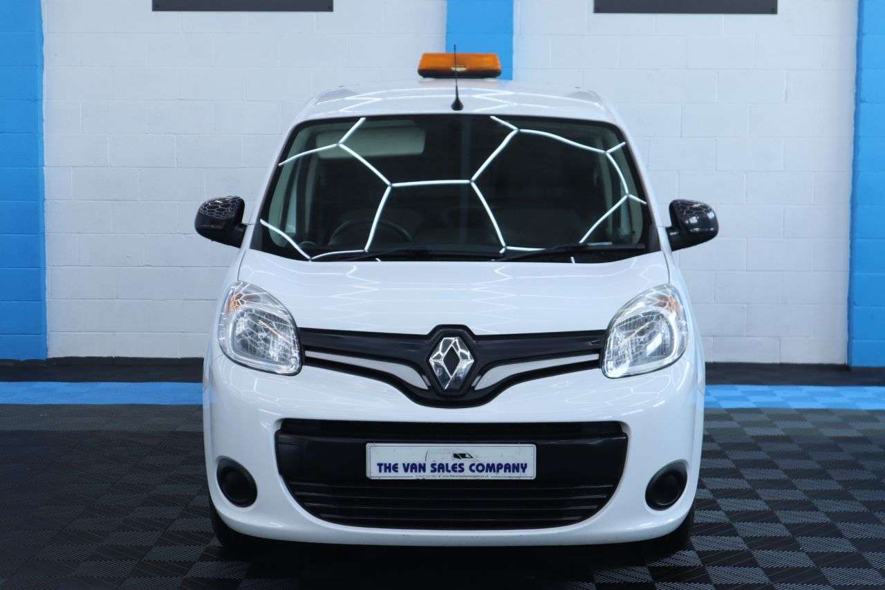A 2020 RENAULT KANGOO 1.5 DCI ENERGY ML19 BUSINESS+ PANEL VAN 5DR DIESEL MANUAL MWB EURO 6 (S/S) A 2020 RENAULT KANGOO 1.5 DCI ENERGY ML19 BUSINESS+ PANEL VAN 5DR DIESEL MANUAL MWB EURO 6 (S/S)