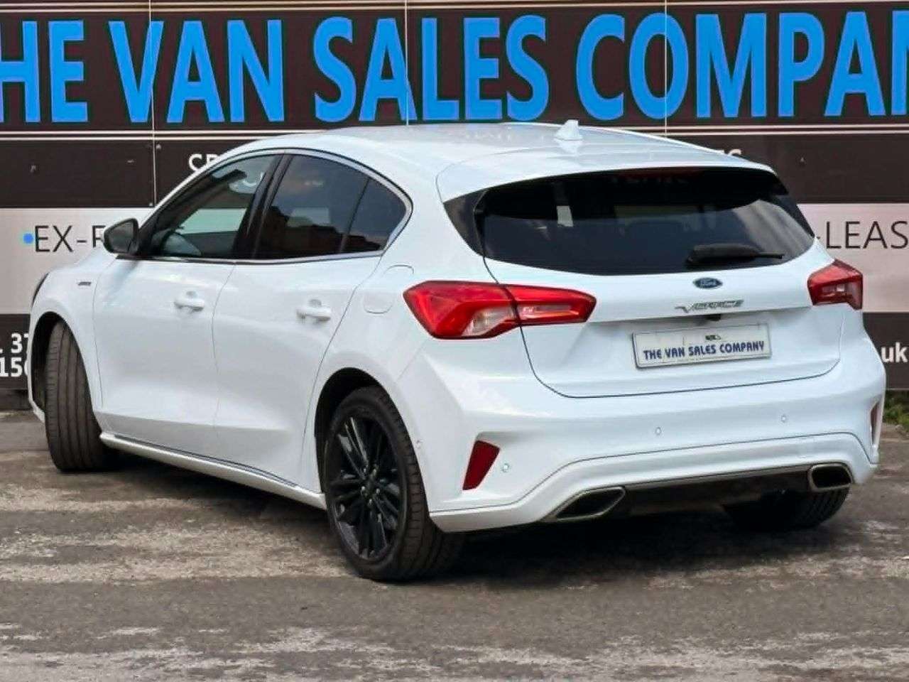 A 2019 FORD FOCUS 1.5 ECOBLUE VIGNALE HATCHBACK 5DR DIESEL AUTOMATIC EURO 6 (S/S) (120 PS) NA A 2019 FORD FOCUS 1.5 ECOBLUE VIGNALE HATCHBACK 5DR DIESEL AUTOMATIC EURO 6 (S/S) (120 PS) NA