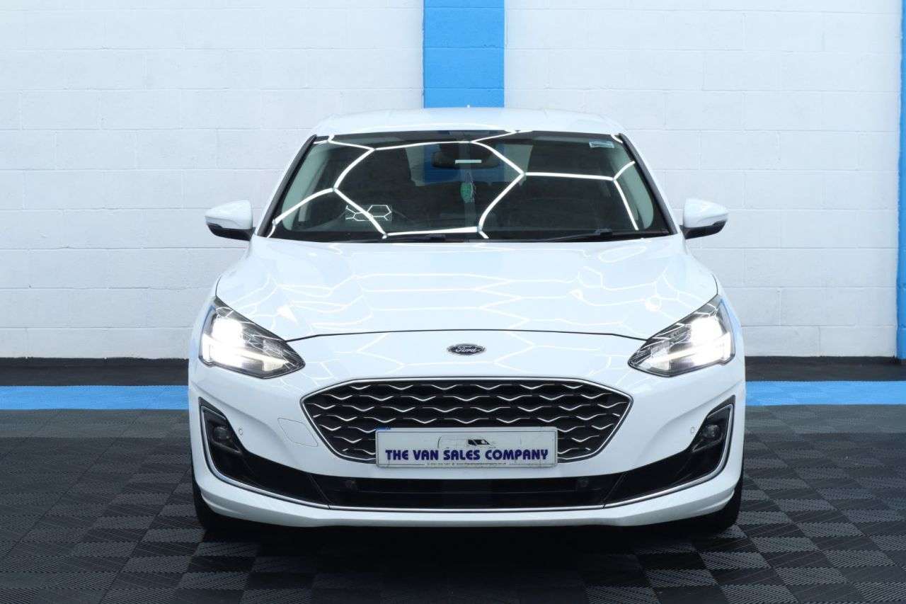A 2019 FORD FOCUS 1.5 ECOBLUE VIGNALE HATCHBACK 5DR DIESEL AUTOMATIC EURO 6 (S/S) (120 PS) NA A 2019 FORD FOCUS 1.5 ECOBLUE VIGNALE HATCHBACK 5DR DIESEL AUTOMATIC EURO 6 (S/S) (120 PS) NA