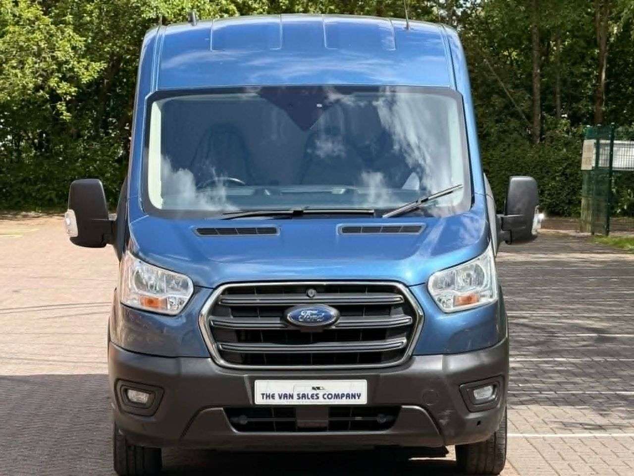 A 2020 FORD TRANSIT 2.0 290 ECOBLUE TREND PANEL VAN 5DR DIESEL MANUAL FWD L2 H2 EURO 6 (S/S) (1 A 2020 FORD TRANSIT 2.0 290 ECOBLUE TREND PANEL VAN 5DR DIESEL MANUAL FWD L2 H2 EURO 6 (S/S) (1