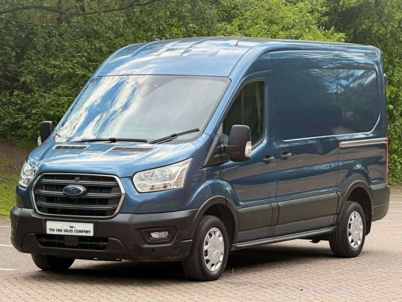 A 2020 FORD TRANSIT 2.0 290 ECOBLUE TREND PANEL VAN 5DR DIESEL MANUAL FWD L2 H2 EURO 6 (S/S) (1 A 2020 FORD TRANSIT 2.0 290 ECOBLUE TREND PANEL VAN 5DR DIESEL MANUAL FWD L2 H2 EURO 6 (S/S) (1