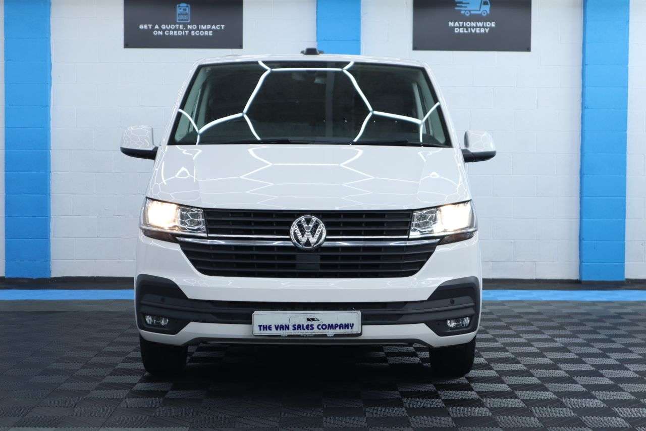 A 2021 VOLKSWAGEN TRANSPORTER 2.0 TDI T30 HIGHLINE PANEL VAN 5DR DIESEL MANUAL FWD SWB EURO 6 (S/S) (110 A 2021 VOLKSWAGEN TRANSPORTER 2.0 TDI T30 HIGHLINE PANEL VAN 5DR DIESEL MANUAL FWD SWB EURO 6 (S/S) (110
