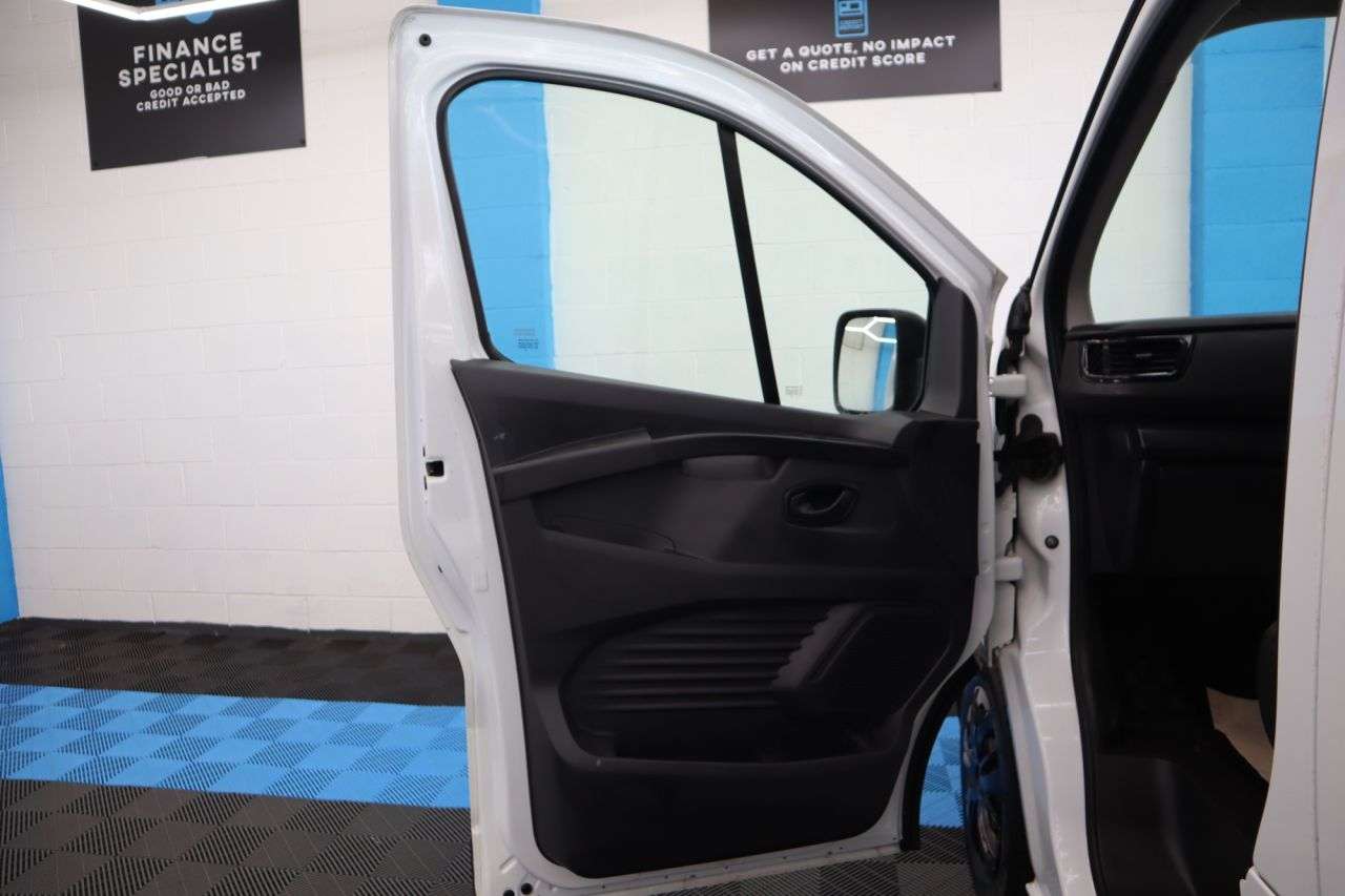 2023 RENAULT TRAFIC 2023 RENAULT TRAFIC