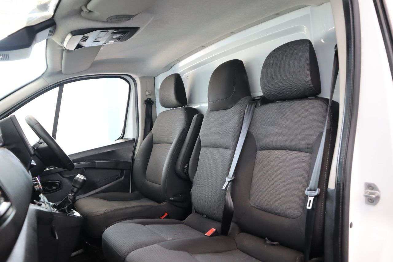 2023 RENAULT TRAFIC 2023 RENAULT TRAFIC