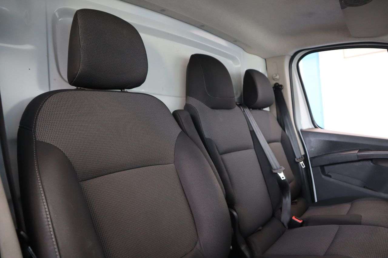 2023 RENAULT TRAFIC 2023 RENAULT TRAFIC