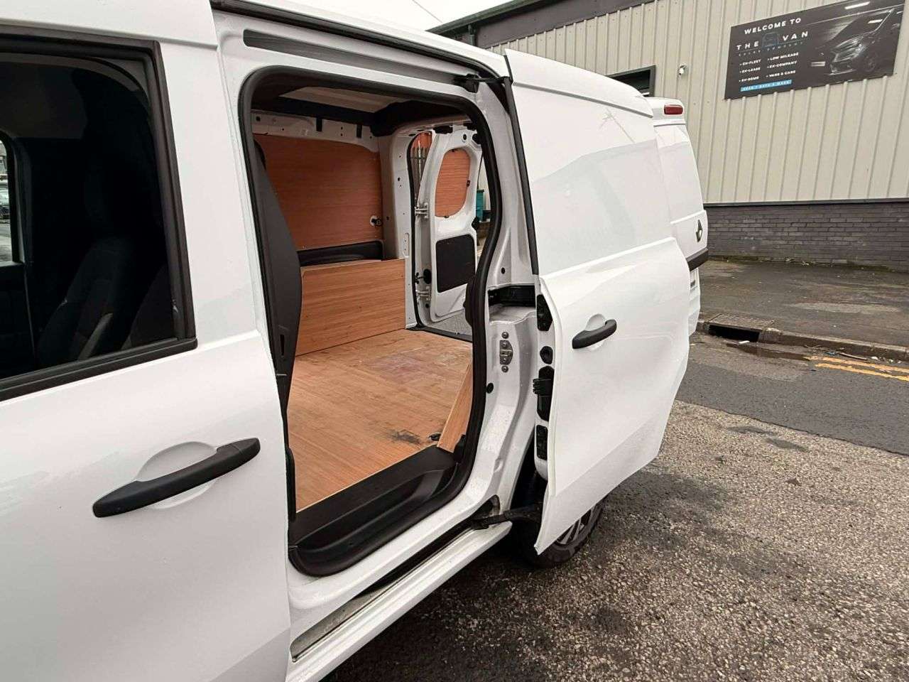 2023 RENAULT KANGOO 2023 RENAULT KANGOO