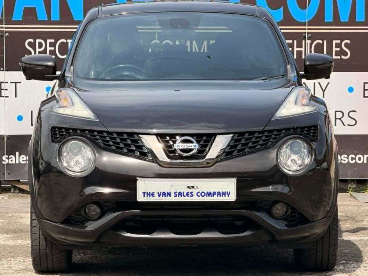 A 2018 NISSAN JUKE 1.6 TEKNA (BOSE EDITION) SUV 5DR PETROL MANUAL EURO 6 (112 PS) NAV LOW MILE A 2018 NISSAN JUKE 1.6 TEKNA (BOSE EDITION) SUV 5DR PETROL MANUAL EURO 6 (112 PS) NAV LOW MILE