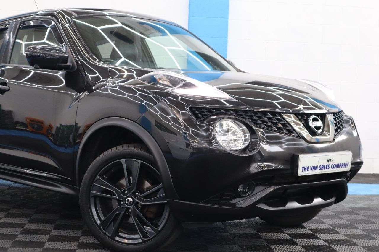 A 2018 NISSAN JUKE 1.6 TEKNA (BOSE EDITION) SUV 5DR PETROL MANUAL EURO 6 (112 PS) NAV LOW MILE A 2018 NISSAN JUKE 1.6 TEKNA (BOSE EDITION) SUV 5DR PETROL MANUAL EURO 6 (112 PS) NAV LOW MILE