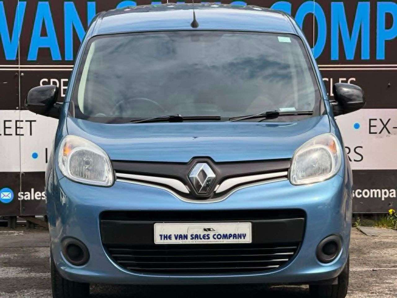 A 2018 RENAULT KANGOO 1.5 DCI ENERGY ML19 BUSINESS+ PANEL VAN 5DR DIESEL MANUAL MWB EURO 6 (S/S) A 2018 RENAULT KANGOO 1.5 DCI ENERGY ML19 BUSINESS+ PANEL VAN 5DR DIESEL MANUAL MWB EURO 6 (S/S)