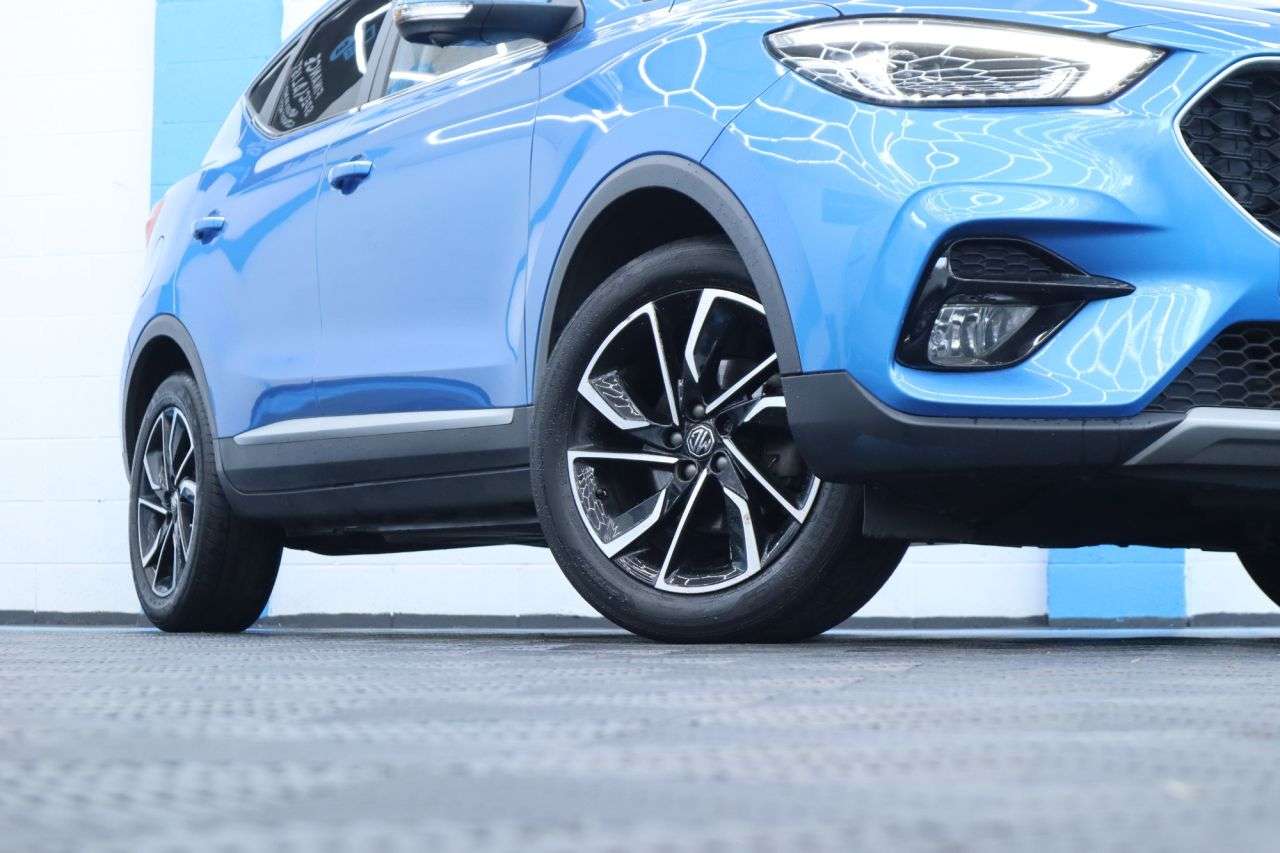 A 2021 MG MG ZS 1.0 T-GDI Exclusive SUV 5dr Petrol Auto Euro 6 (111 ps) A 2021 MG MG ZS 1.0 T-GDI Exclusive SUV 5dr Petrol Auto Euro 6 (111 ps)