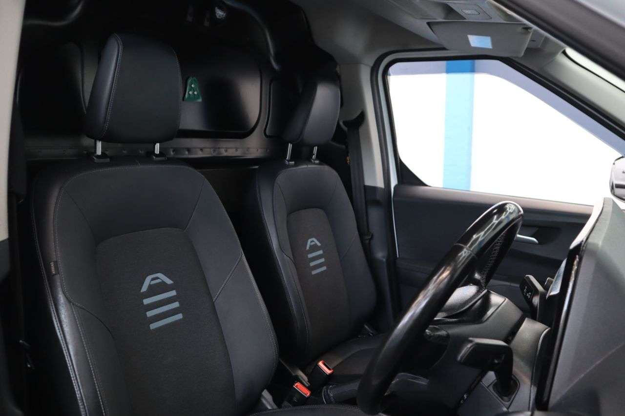 2024 FORD TRANSIT COURIER 2024 FORD TRANSIT COURIER