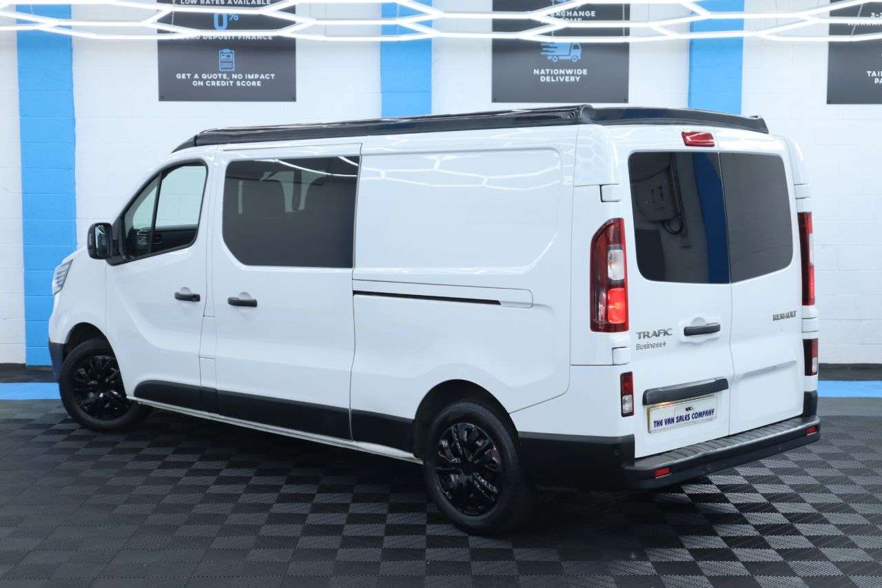 2022 RENAULT TRAFIC 2022 RENAULT TRAFIC