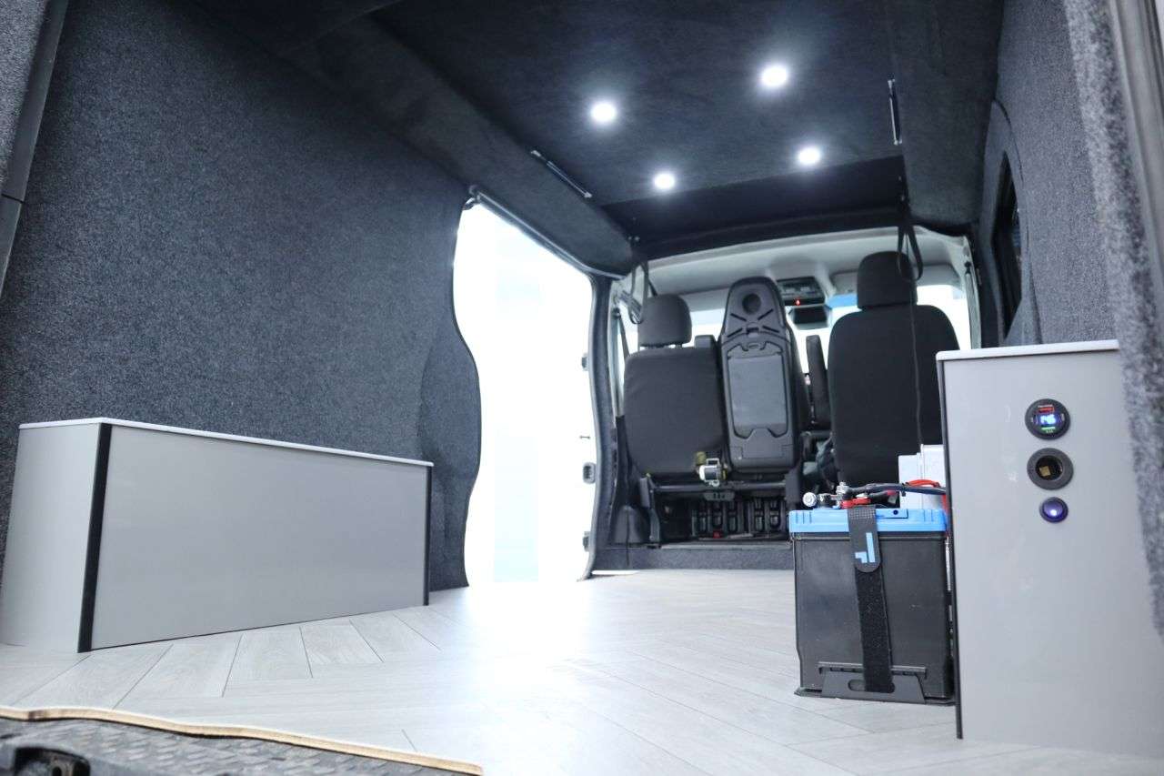 2022 RENAULT TRAFIC 2022 RENAULT TRAFIC