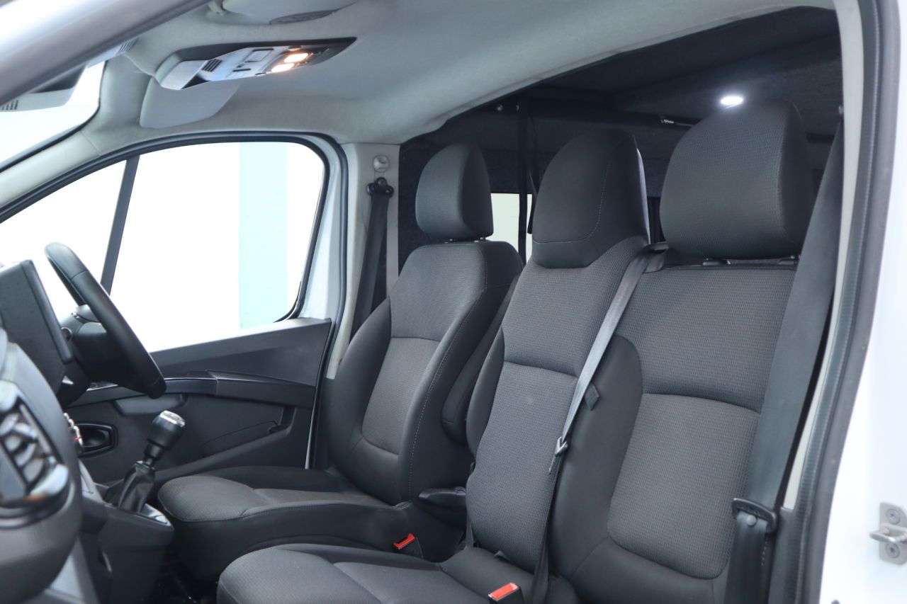 2022 RENAULT TRAFIC 2022 RENAULT TRAFIC