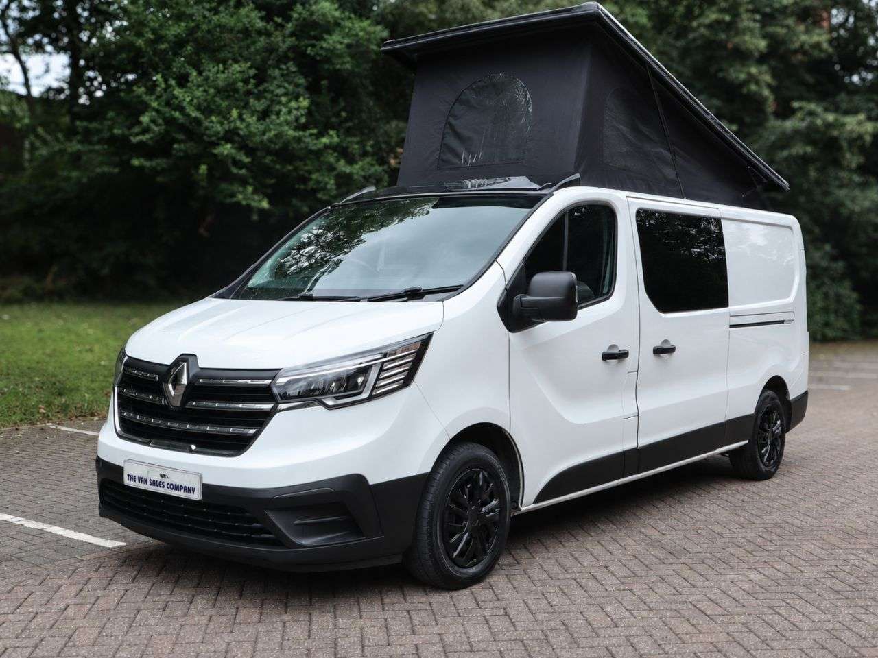 A 2022 RENAULT TRAFIC 2.0 DCI BLUE LL30 BUSINESS+ CAMPER VAN 5DR DIESEL MANUAL L2 H1 LWB EURO 6 ( A 2022 RENAULT TRAFIC 2.0 DCI BLUE LL30 BUSINESS+ CAMPER VAN 5DR DIESEL MANUAL L2 H1 LWB EURO 6 (