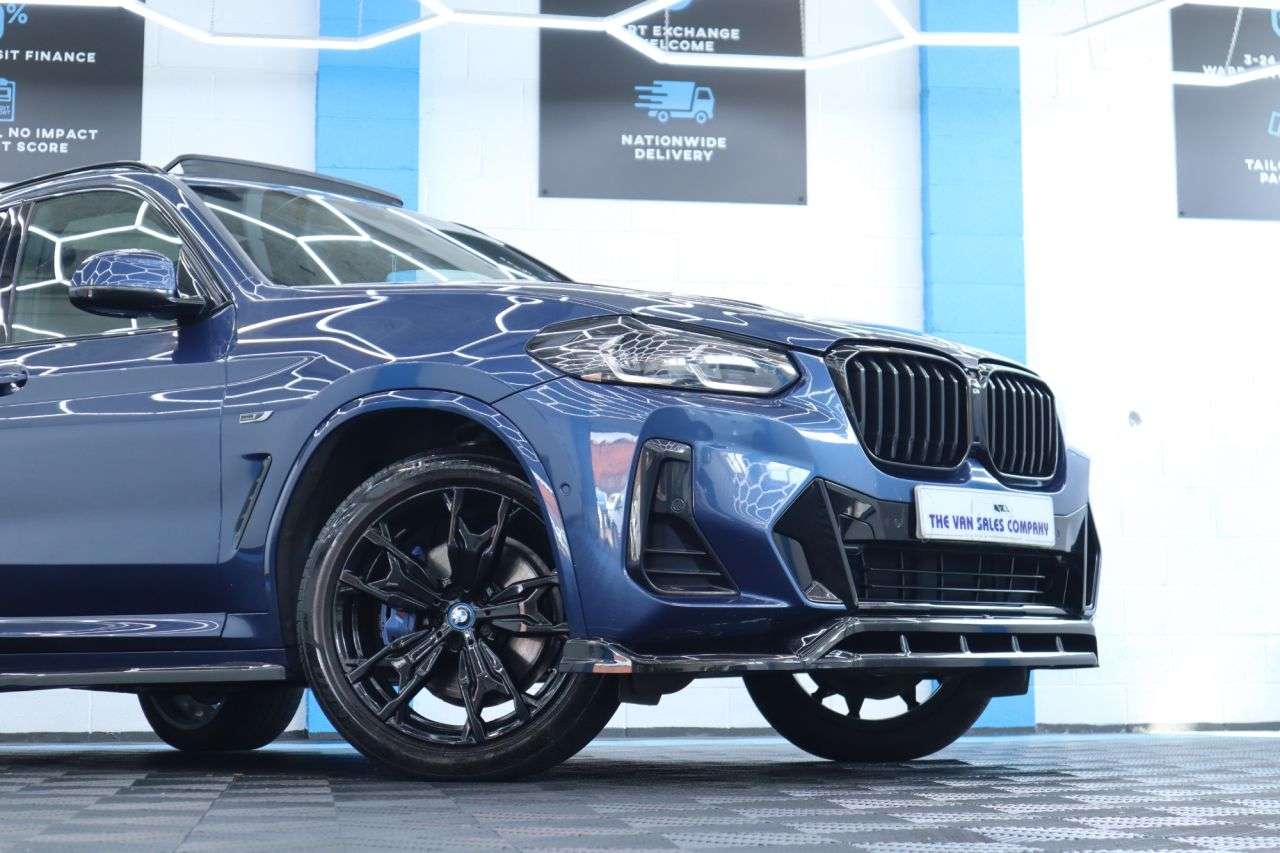 A 2022 BMW X3 2.0 30e 12kWh M Sport SUV 5dr Petrol Plug-in Hybrid Auto xDrive Euro 6 (s/s A 2022 BMW X3 2.0 30e 12kWh M Sport SUV 5dr Petrol Plug-in Hybrid Auto xDrive Euro 6 (s/s