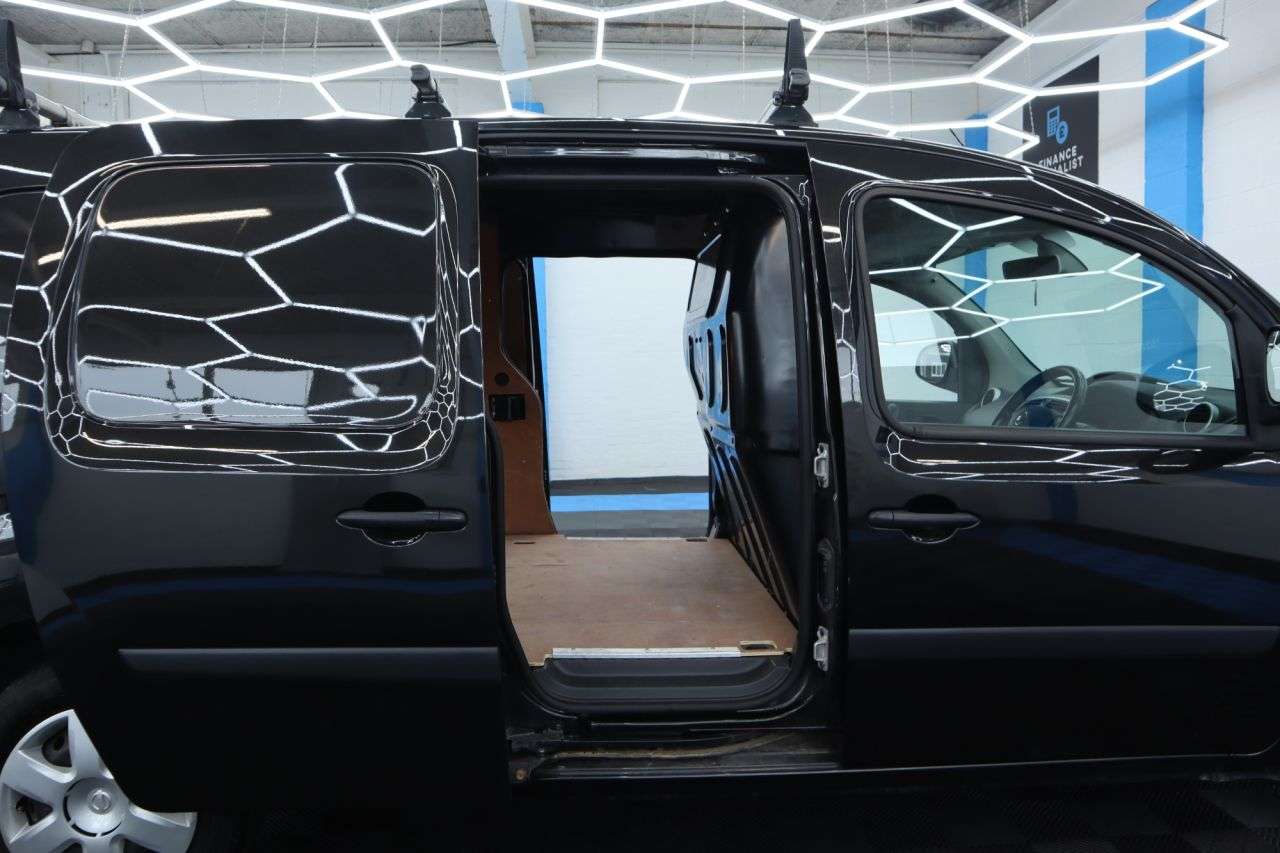 2021 NISSAN NV250 2021 NISSAN NV250